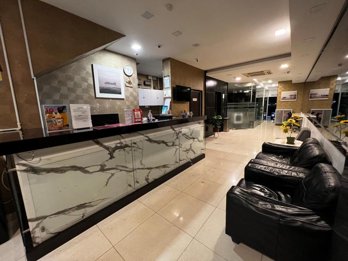 Signature Hotel Kuantan Exterior foto