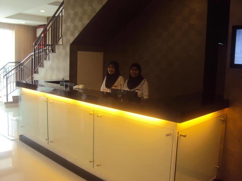 Signature Hotel Kuantan Exterior foto